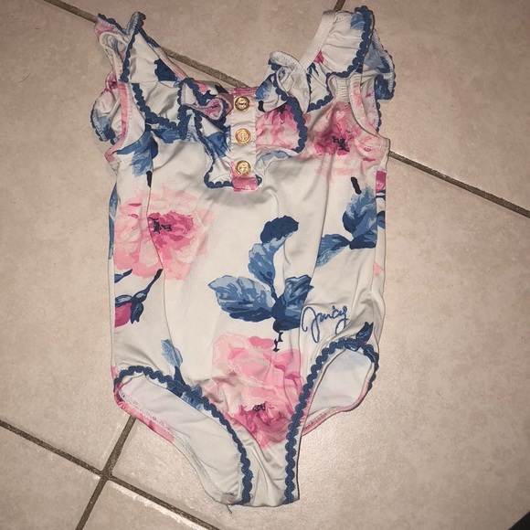 Super cute Juicy Couture Bathing Suit 👙 - Picture 1 of 5